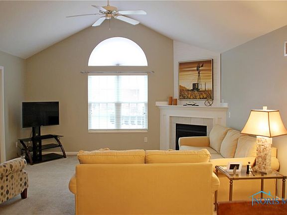 5th image of 44 Summerfield Blvd