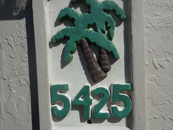 5425 Chantilly 