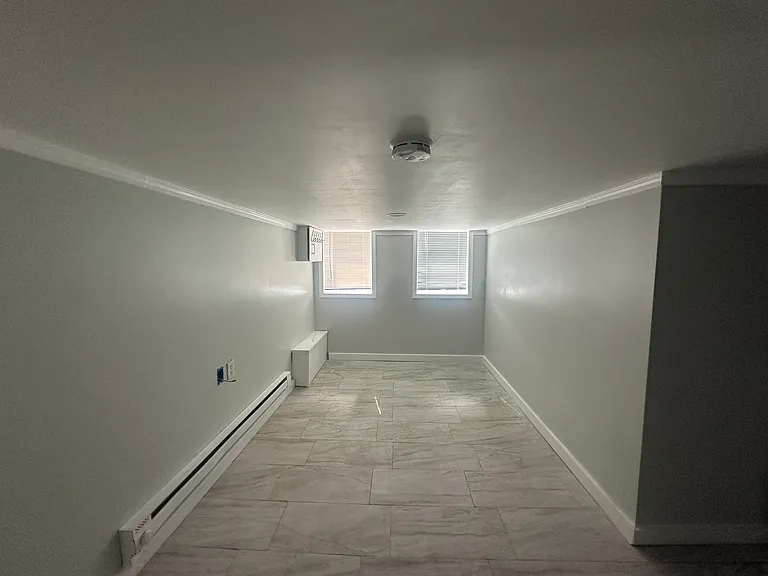 1223 E Cheltenham Ave — Photo 3