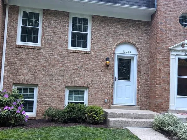 12243 Thyme Ln, Woodbridge, VA 22192