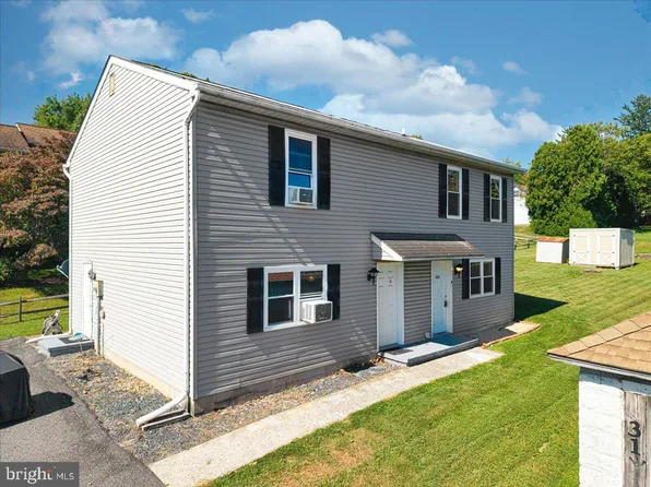 33 W State Highway 33a Ave, Stewartstown, PA 17363