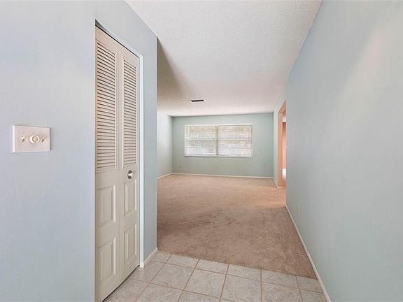 3rd image of 8164 Coachlight Cir