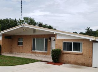 3233 Sandhurst Rd E, Jacksonville, FL 32277