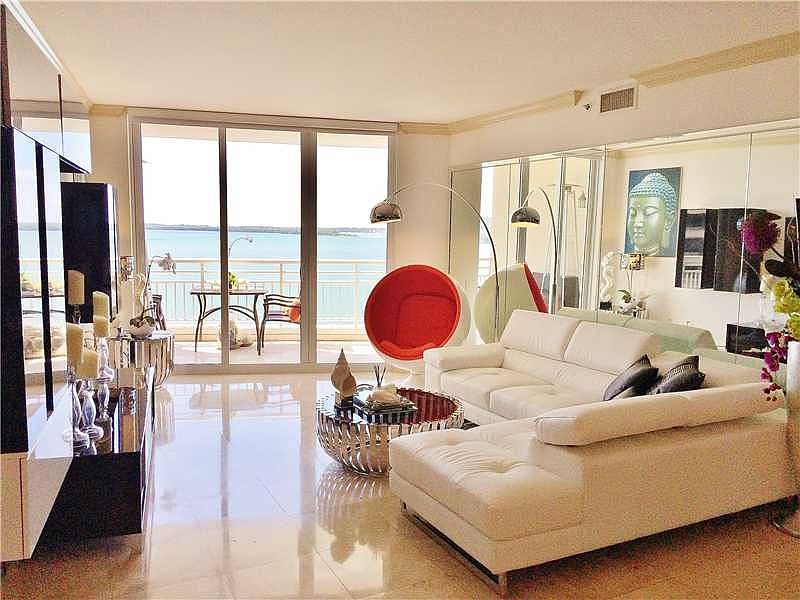 1st image of 808 Brickell Key Dr APT 1106