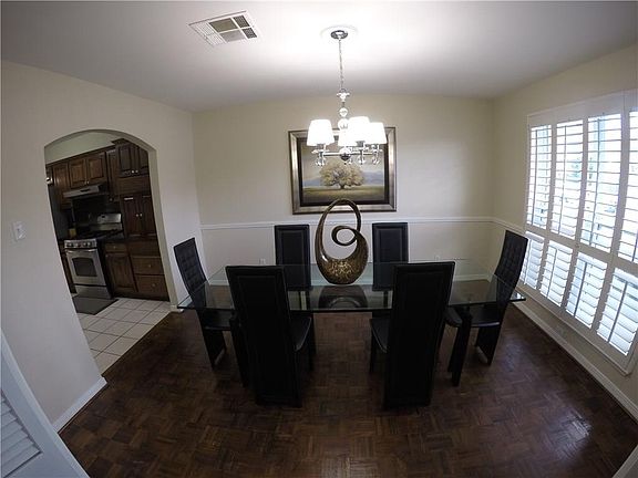 3rd image of 8920 El Dorado Dr