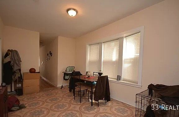 5th image of 4923 N Albany Ave #A