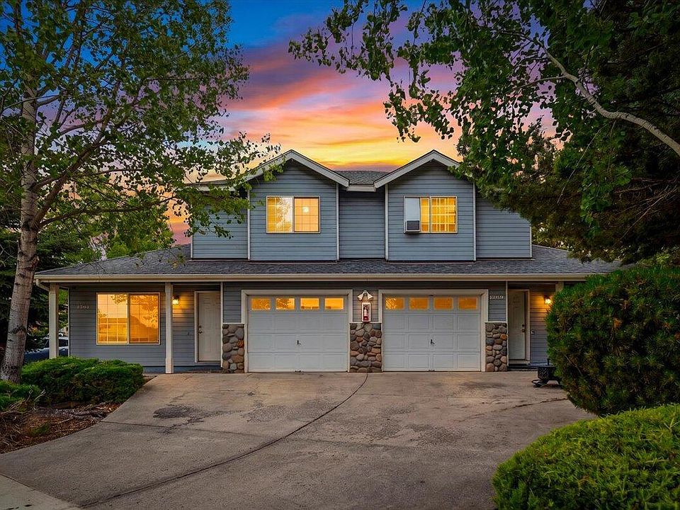 1st image of 1559 SW Rimrock Way