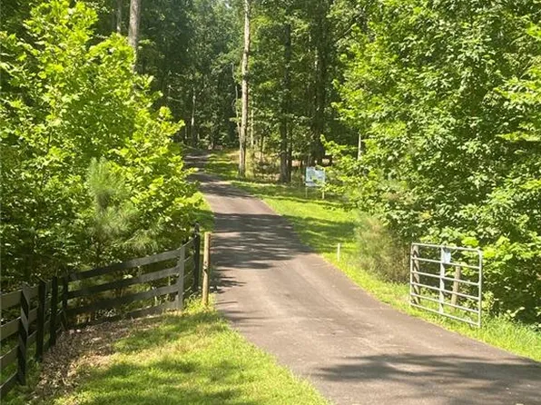 5649 Kennedy Rd #5, Suwanee, GA 30024