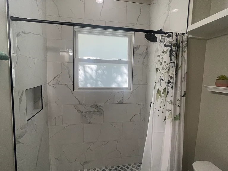 212 Judd St — Photo 35