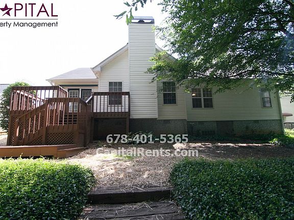 2nd image of 2409 Windridge Dr NE