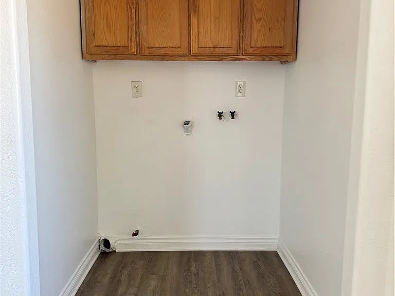 2710 W 54th St #1/2 — Photo 8