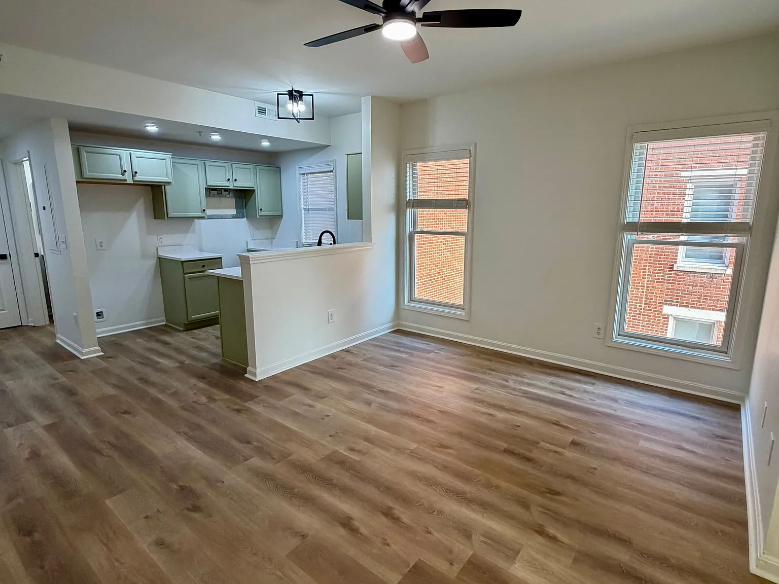 10639 Meeting Street - 304 — Photo 1