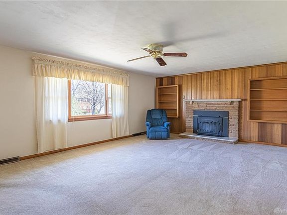 5th image of 10325 Virginia Lee Dr