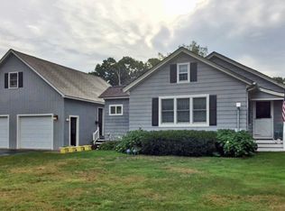 104 Old Post Rd, Kittery, ME 03904