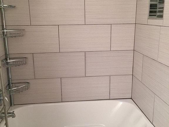 Deep bathtub