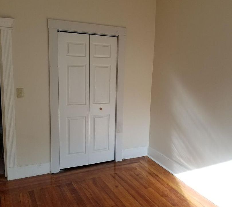 2nd image of 42 Brackett St #4R