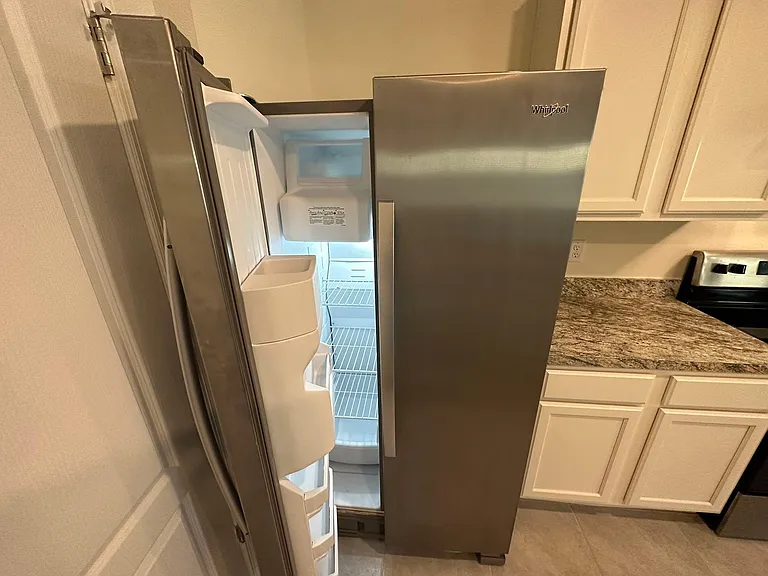 304 Sofia Ln — Photo 6