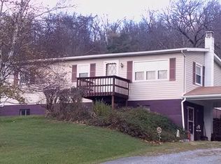 946 Carson Valley Rd, Duncansville, PA 16635