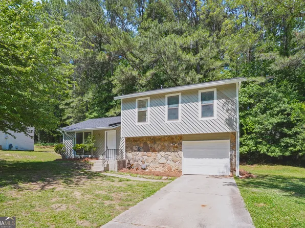 4975 Galbraith Cir, Stone Mountain, GA 30088