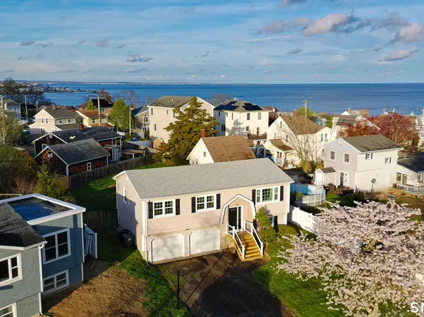 12 Nolan Terrace, Milford, CT 06460