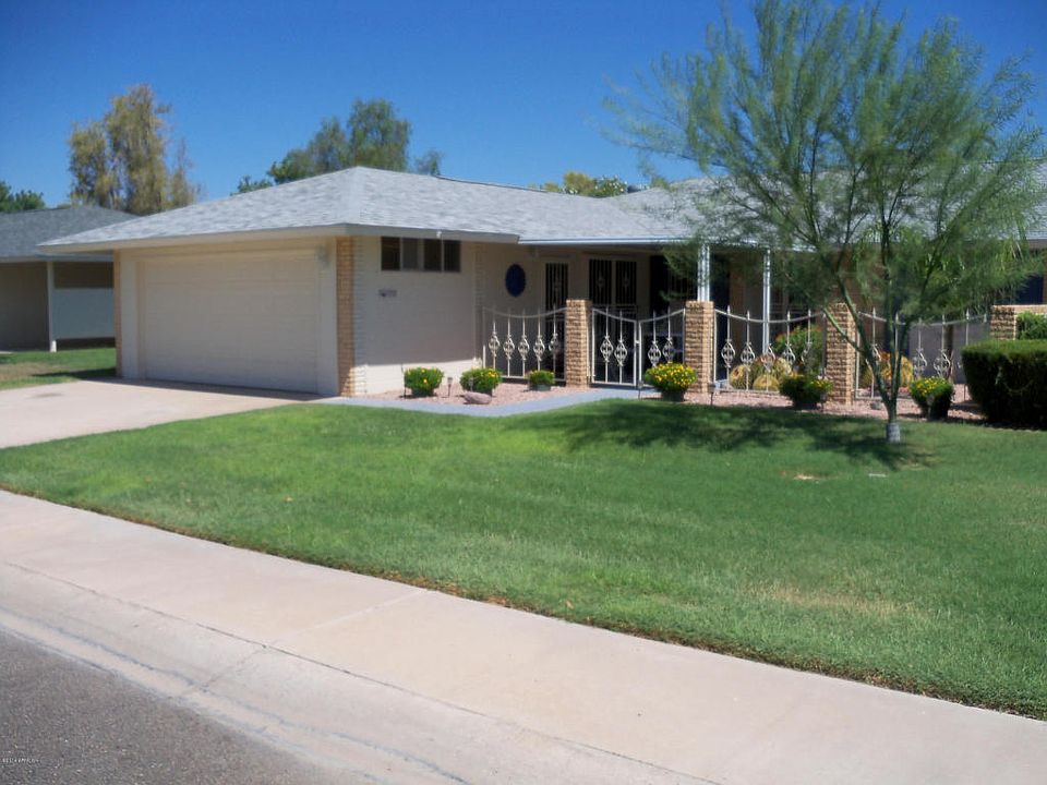 1st image of 10328 W Kingswood Cir