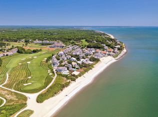 125 Shore Dr W, Mashpee, MA 02649