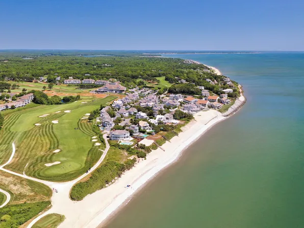 125 Shore Drive W, Mashpee, MA 02649