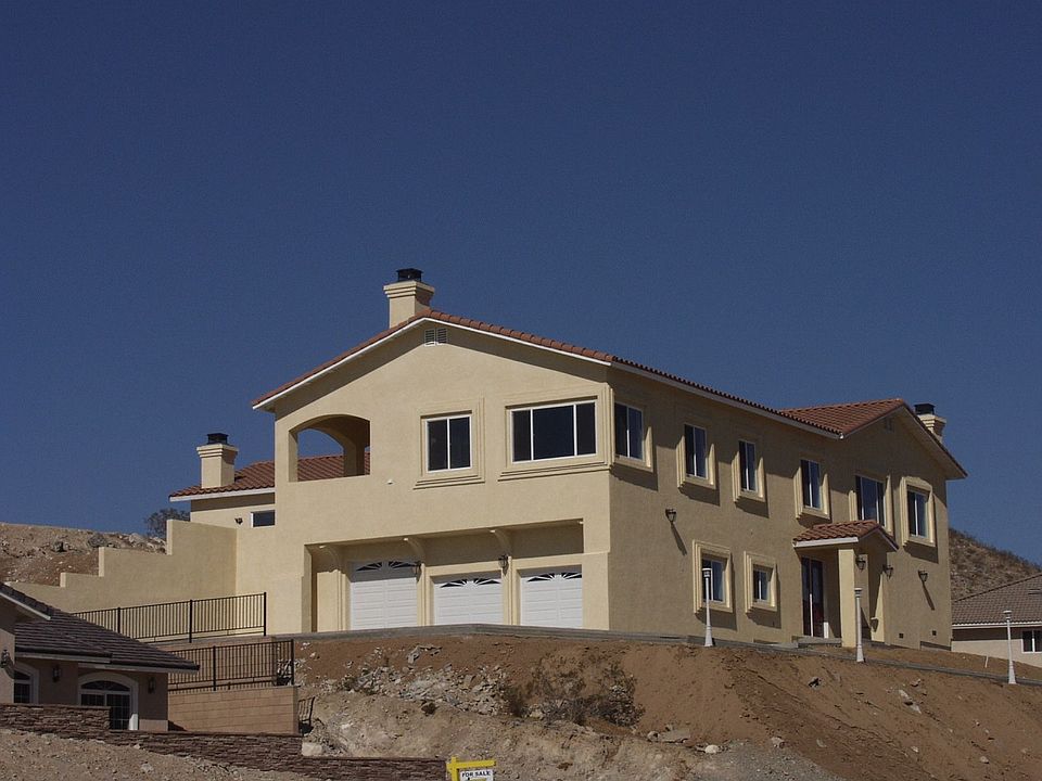 NEW on the HILL in AV