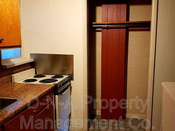 5th image of 115 3rd St #25