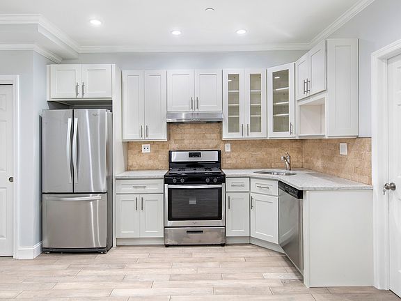 3rd image of 48-40 42nd St #2