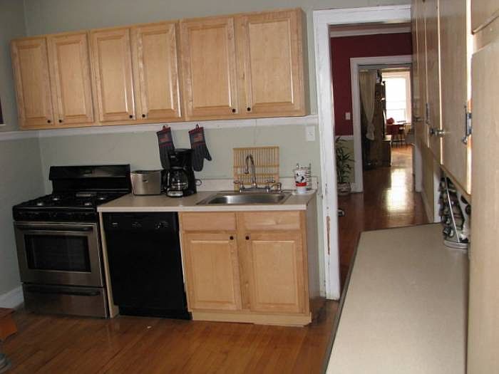 2nd image of 7065 N Ridge Blvd