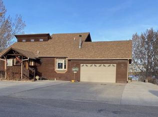 7437 Castle Rock Lake Dr, Colstrip, MT 59323