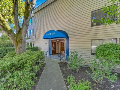 2211 NE 54th Street #2B, Seattle, WA, 98105