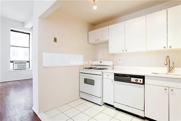 Rented by Mirador Real Estate | media 7