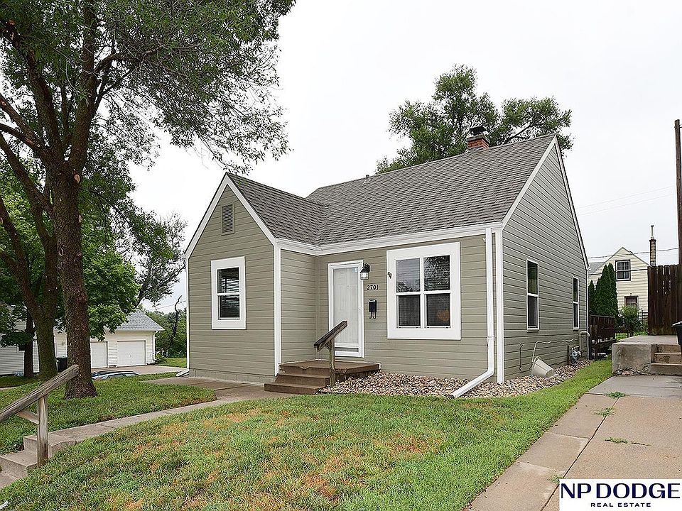 1st image of 2701 S 60th St