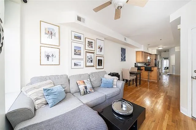 1 bed, 1.0 bath, $3,100 — Photo 4