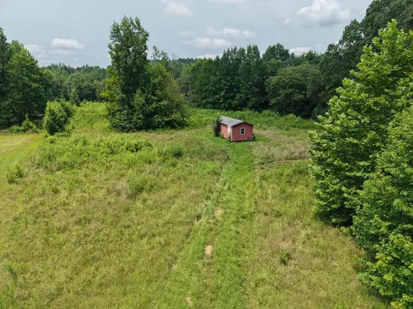 603 Gobbler Dr, Holladay, TN 38341