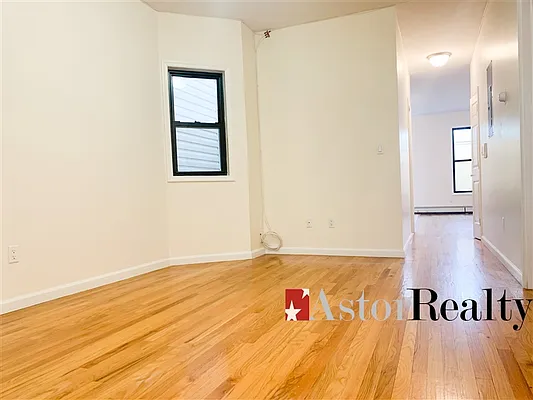 Rented by Astor Realty | media 15