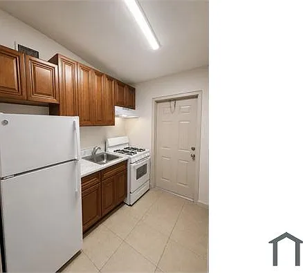 535 NW 13th Ave #1 — Photo 5