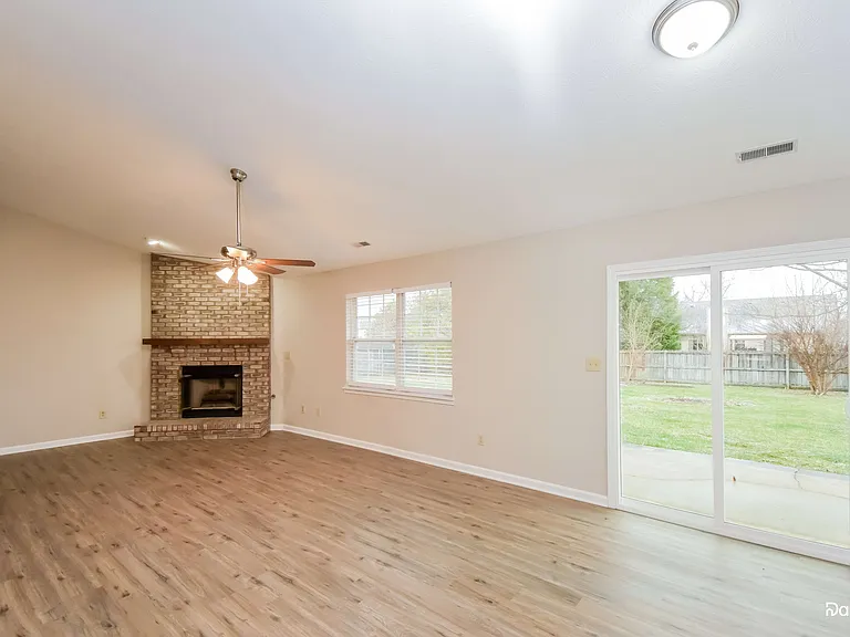 456 Bear Story Blvd — Photo 5