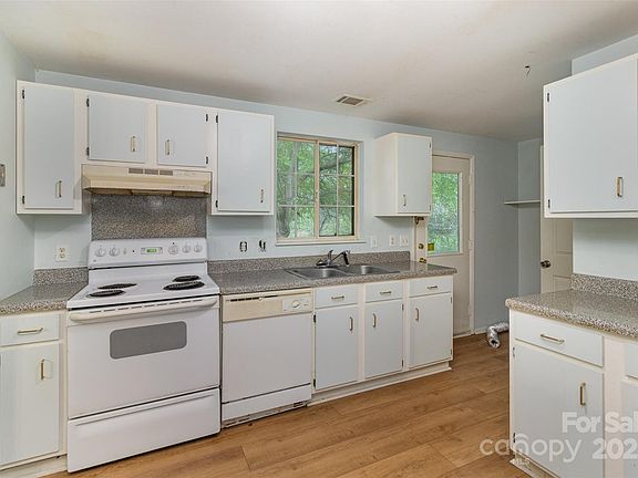 2nd image of 6005 Fringe Tree Dr