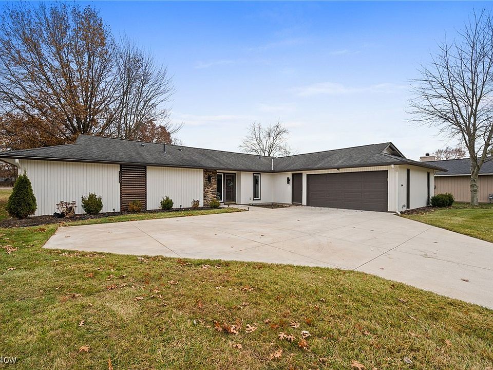 1st image of 9989 Plum Brook Ln