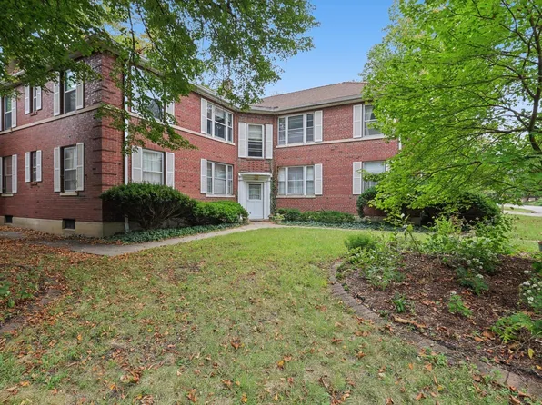 1510 S Race St APT 4, Urbana, IL 61801