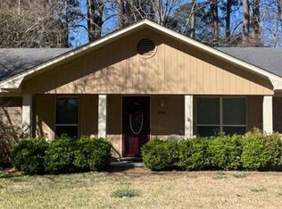 4763 Old Lake Rd, Jackson, MS 39212