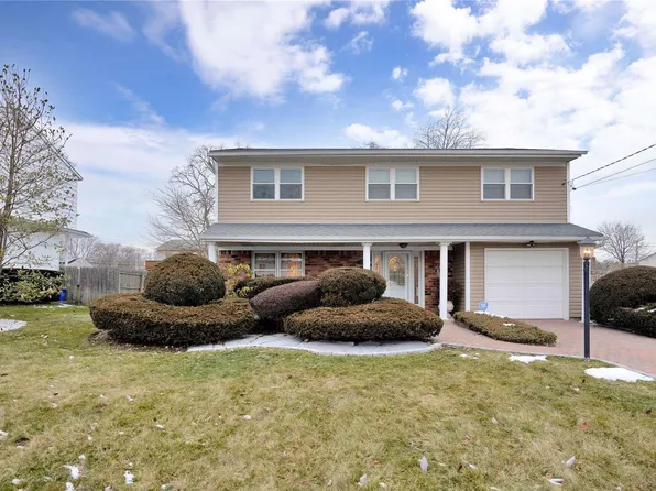 1120 7th Street, West Babylon, NY 11704