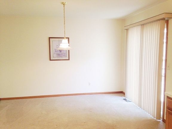 5th image of 41620 Berly Dr