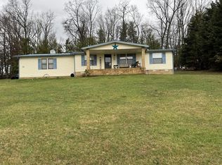 23 Double Oak Ln, Woodlawn, VA 24381