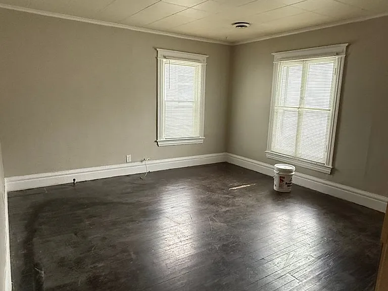 1132 Monroe Ave — Photo 12