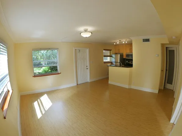 811 NE 14th Pl APT 5, Fort Lauderdale, FL 33304
