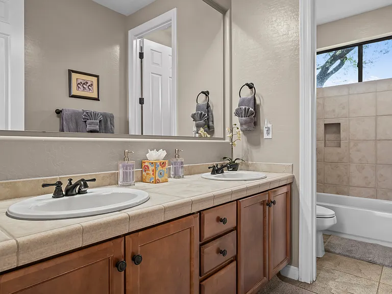 4063 N El Sereno Cir — Photo 54